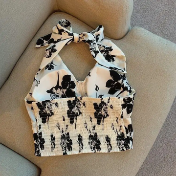 ⚡️(Fast Delivery) Floral Halter Neck Top(Padded)